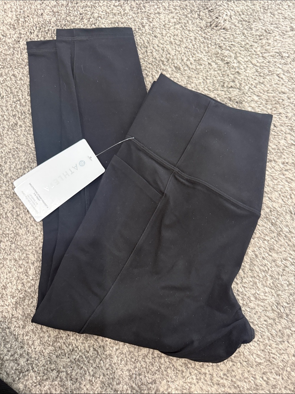 Athleta salutation stash pocket 3/4 tight NWT size L